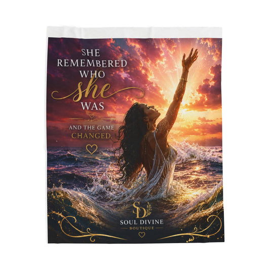 She Remembered Who She Was - Luxury Veleteen Blanket